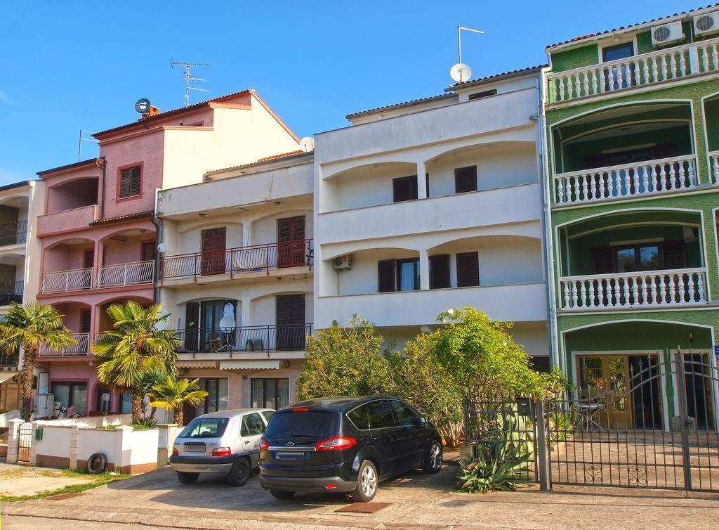 Apartments Dubravka 1315 Vrsar Εξωτερικό φωτογραφία